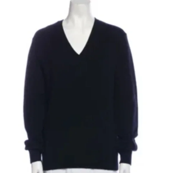 TSE Women's Classic Black V-Neck Sweater - Picture 6 of 6